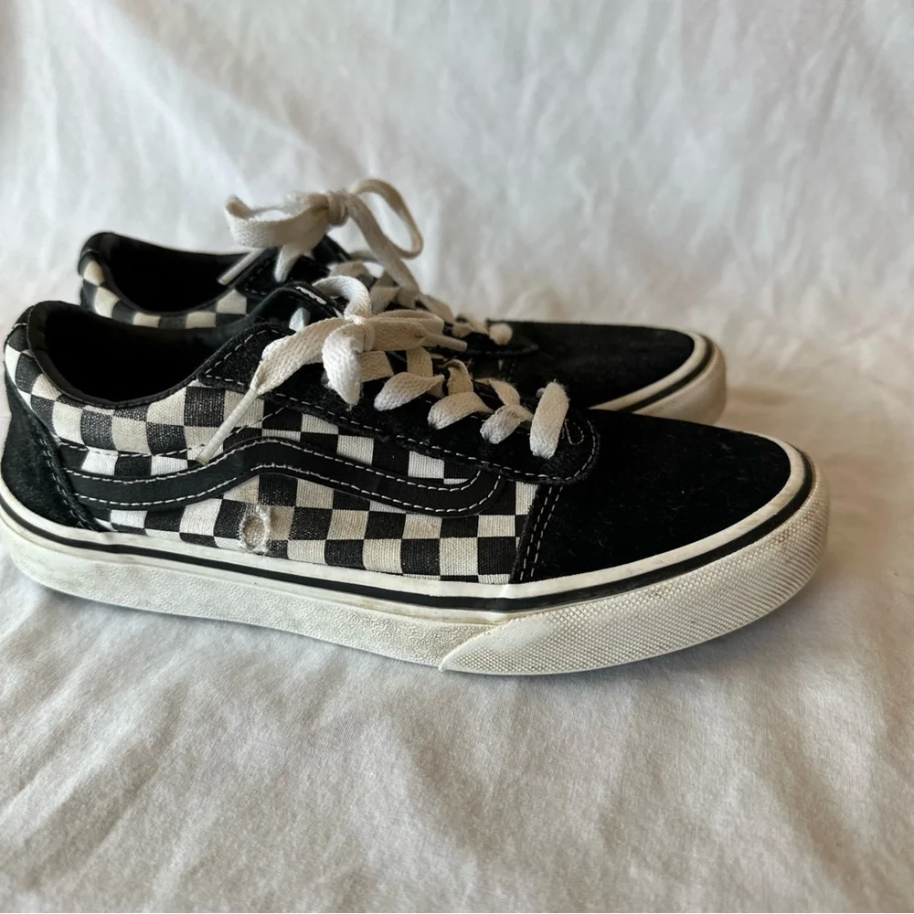 Vans Old Skool Checkers Black/White Kids Shoes Youth Size4.5 Off The Wall unisex